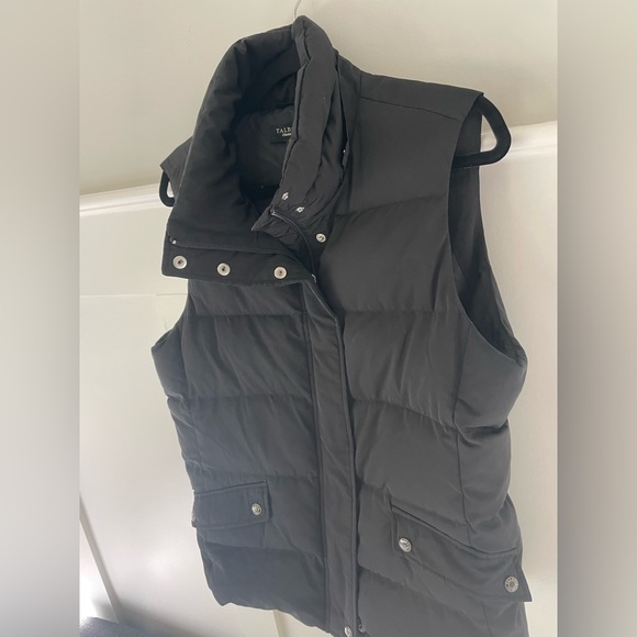 Talbots Down Puffer Vest Size Medium - Picture 4 of 8